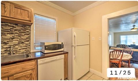 Tiny photo for 400 S FOREST Street, Carbondale, IL 62901 (MLS # EB459800)