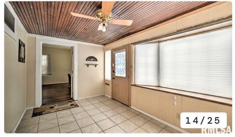 Tiny photo for 400 S FOREST Street, Carbondale, IL 62901 (MLS # EB459800)