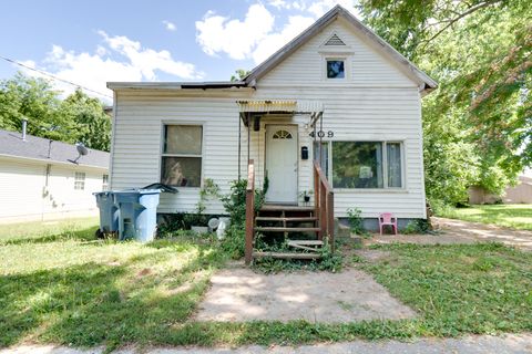Tiny photo for 409 Jordan Street, Mt Vernon, IL 62864 (MLS # 12693448)