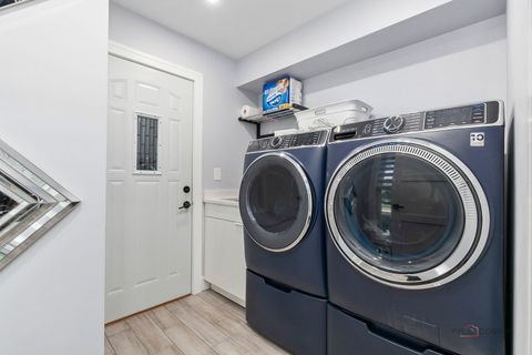 Tiny photo for 2759 Royal Drive, Northbrook, IL 60062 (MLS # 12700962)