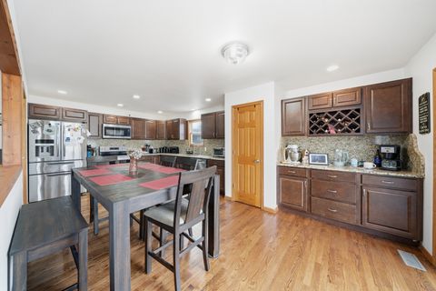 Tiny photo for 2356 N 4060th Road, Sheridan, IL 60551 (MLS # 12589224)