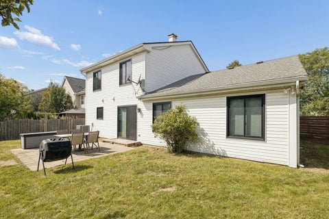 Tiny photo for 556 Foxford Road, Bartlett, IL 60103 (MLS # 12729673)