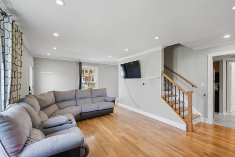 Tiny photo for 2312 Hyde Court, Schaumburg, IL 60194 (MLS # 12629392)