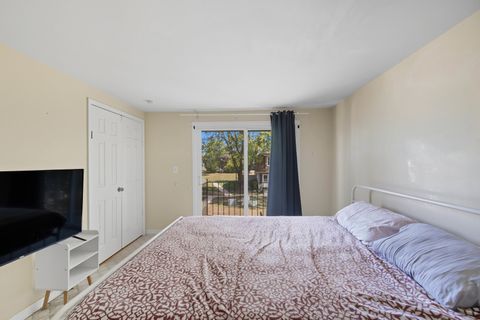 Tiny photo for 2312 Hyde Court, Schaumburg, IL 60194 (MLS # 12629392)
