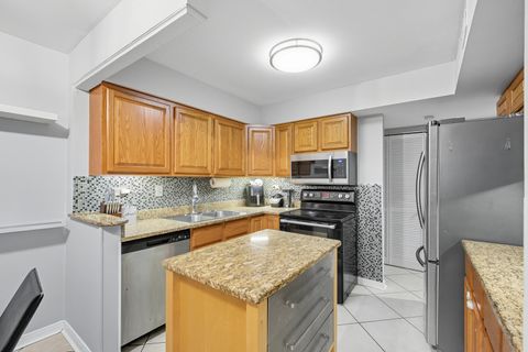 Tiny photo for 2312 Hyde Court, Schaumburg, IL 60194 (MLS # 12629392)