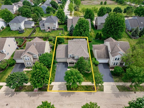 Tiny photo for 247 Pawtucket Avenue, Elgin, IL 60124 (MLS # 12656634)