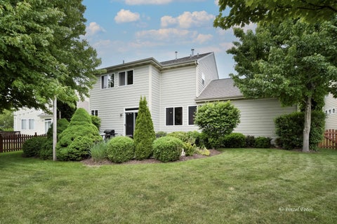 Tiny photo for 247 Pawtucket Avenue, Elgin, IL 60124 (MLS # 12656634)