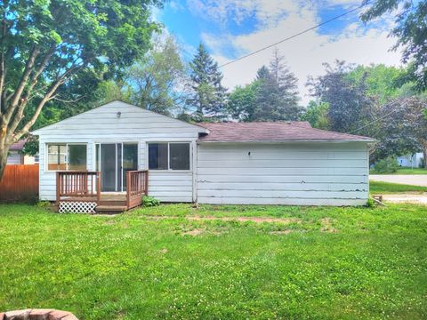 Tiny photo for 1808 13th Street, Winthrop Harbor, IL 60096 (MLS # 12403135)
