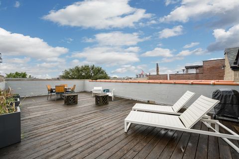 Tiny photo for 3723 N Wilton Avenue #4, Chicago, IL 60613 (MLS # 12490913)