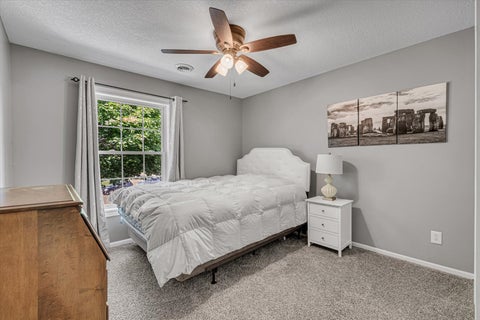 Tiny photo for 2520 Buckingham Avenue, Bettendorf, IA 52722 (MLS # 12759836)