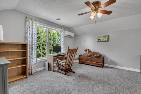Tiny photo for 2520 Buckingham Avenue, Bettendorf, IA 52722 (MLS # 12759836)