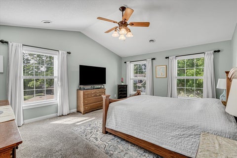 Tiny photo for 2520 Buckingham Avenue, Bettendorf, IA 52722 (MLS # 12759836)
