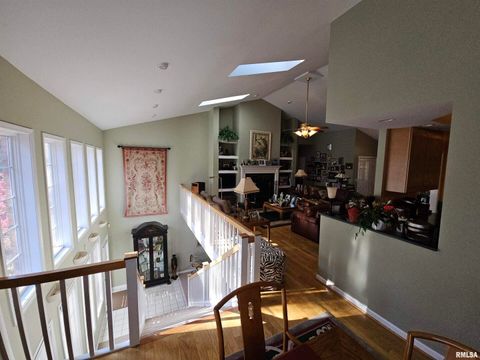 Tiny photo for 3525 OXFORD Avenue, Mt Vernon, IL 62864 (MLS # 12551916)
