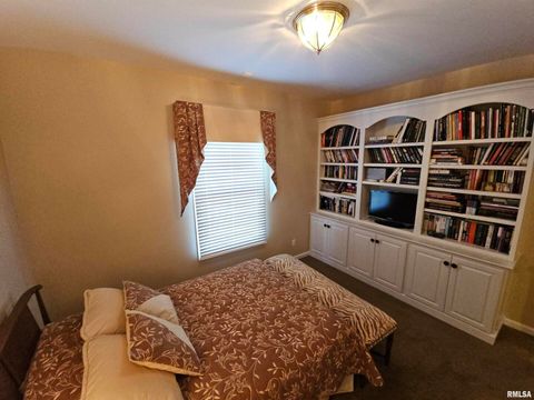 Tiny photo for 3525 OXFORD Avenue, Mt Vernon, IL 62864 (MLS # 12551916)