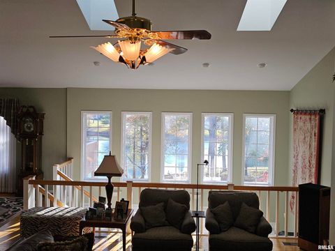 Tiny photo for 3525 OXFORD Avenue, Mt Vernon, IL 62864 (MLS # 12551916)