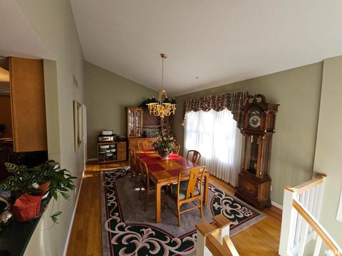 Tiny photo for 3525 OXFORD Avenue, Mt Vernon, IL 62864 (MLS # 12551916)