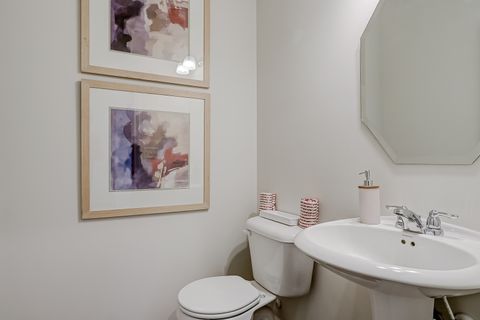 Tiny photo for 300 Kingsport Drive, South Elgin, IL 60177 (MLS # 12435644)