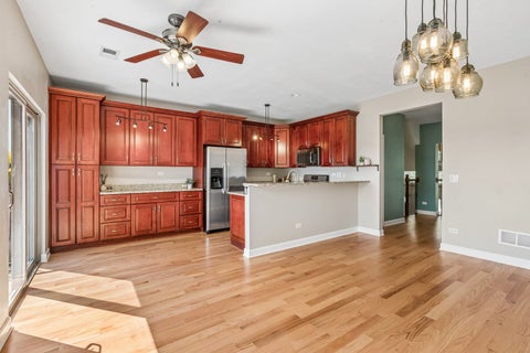 Tiny photo for 6619 W 64th Place, Chicago, IL 60638 (MLS # 12736905)