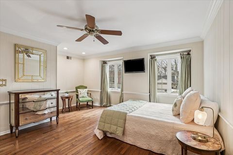 Tiny photo for 528 Linden Avenue, Lake Forest, IL 60045 (MLS # 12569929)