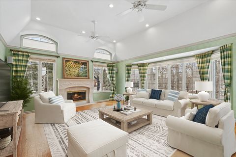 Tiny photo for 528 Linden Avenue, Lake Forest, IL 60045 (MLS # 12569929)