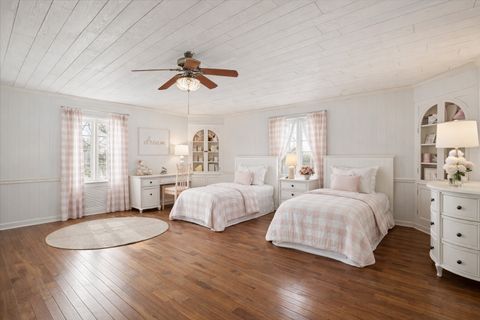 Tiny photo for 528 Linden Avenue, Lake Forest, IL 60045 (MLS # 12569929)