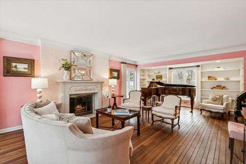 Tiny photo for 528 Linden Avenue, Lake Forest, IL 60045 (MLS # 12569929)