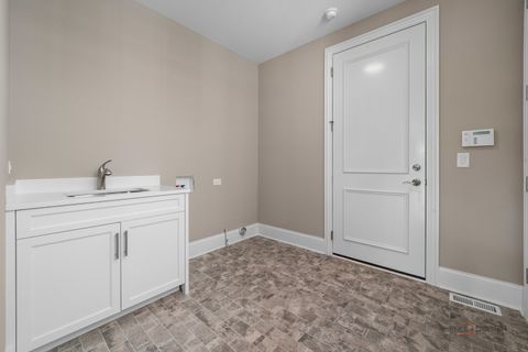 Tiny photo for 1066 Livingston Avenue, Highland Park, IL 60035 (MLS # 12455294)