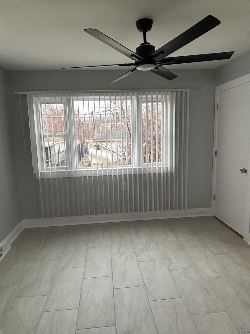 8616 S INDIANA Avenue