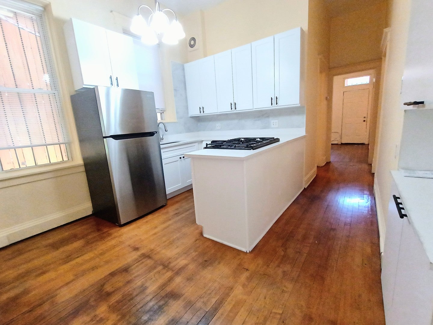 1911 W Belmont Avenue 1