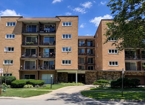 Photo of 2001 Sherman Avenue #506, Evanston, IL 60201 (MLS # 12770750)