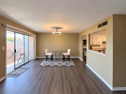 Tiny photo for 2001 Sherman Avenue #506, Evanston, IL 60201 (MLS # 12770750)