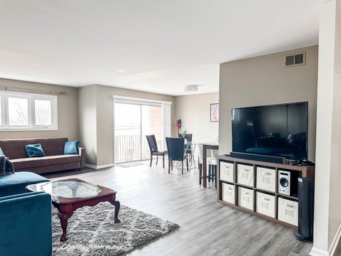 Tiny photo for 2001 Sherman Avenue #506, Evanston, IL 60201 (MLS # 12770750)