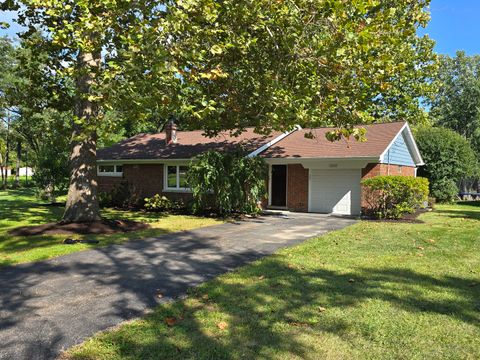 Tiny photo for 12543 S 100th Avenue, Palos Park, IL 60464 (MLS # 12469741)