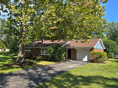 Tiny photo for 12543 S 100th Avenue, Palos Park, IL 60464 (MLS # 12469741)