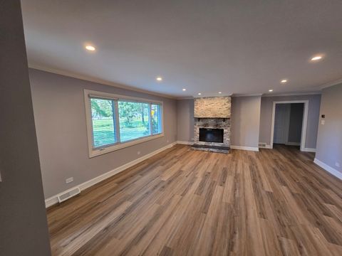 Tiny photo for 12543 S 100th Avenue, Palos Park, IL 60464 (MLS # 12469741)