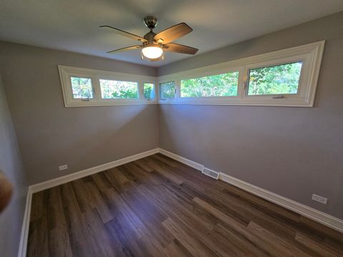 Tiny photo for 12543 S 100th Avenue, Palos Park, IL 60464 (MLS # 12469741)