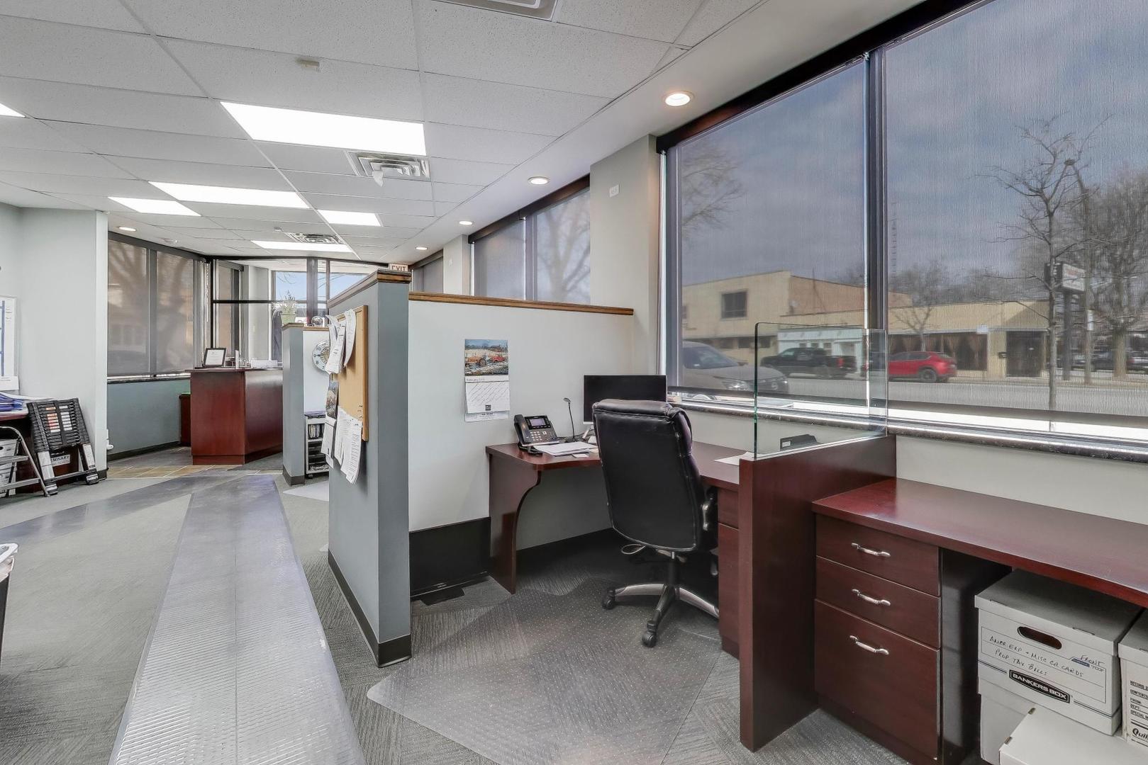 5696 N Milwaukee Avenue