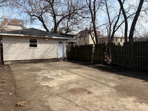 Tiny photo for 6725 S EBERHART Avenue, Chicago, IL 60637 (MLS # 12598049)