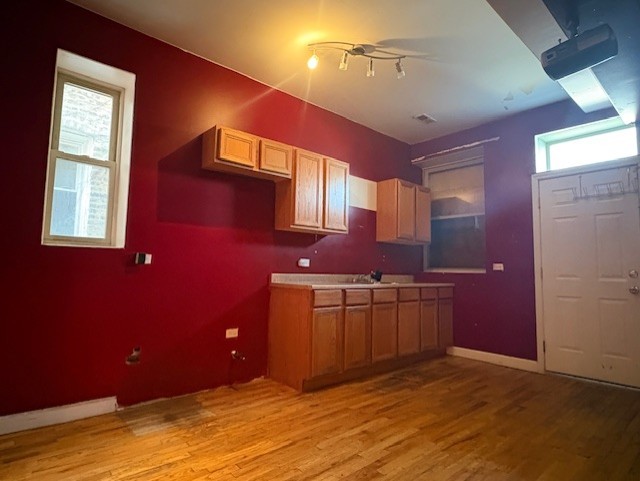 6725 S EBERHART Avenue