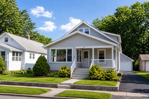 Photo of 316 Spruce Street, Dixon, IL 61021 (MLS # 12675489)