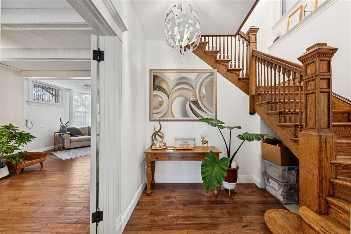 2720 Edina Boulevard