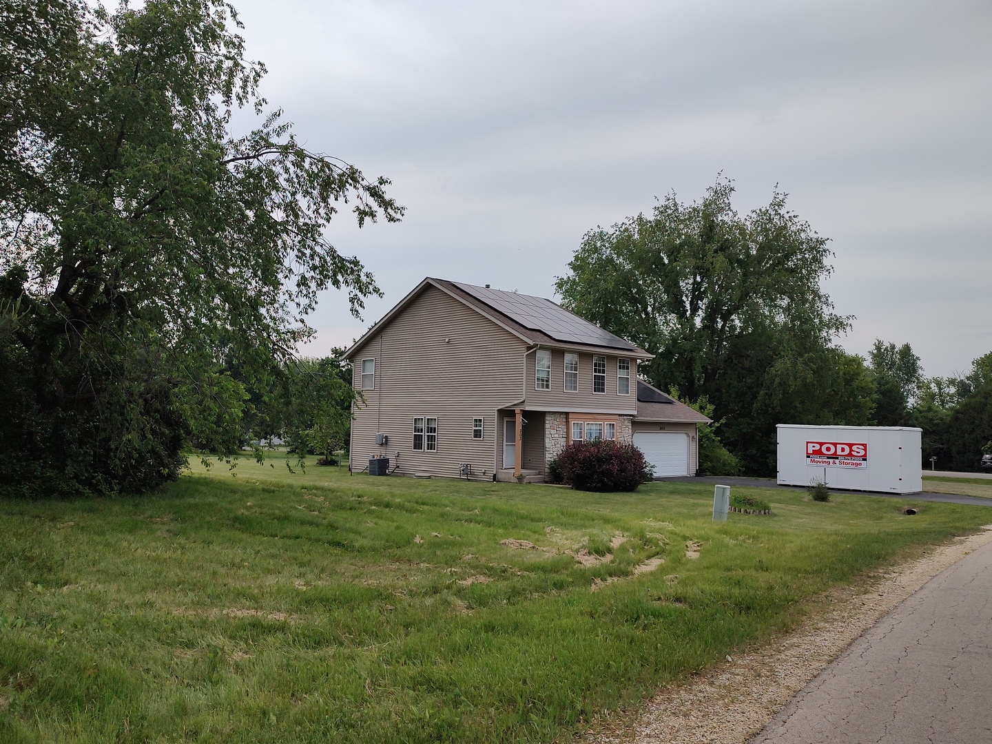 303 Lamplighter Loop