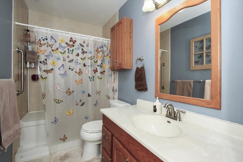 Tiny photo for 886 Farm Glen Lane, Carol Stream, IL 60188 (MLS # 12665006)
