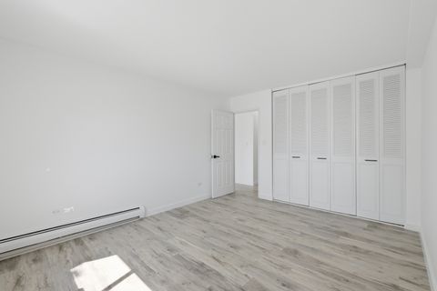 Tiny photo for 1500 Robin Circle #112, Hoffman Estates, IL 60169 (MLS # 12626027)