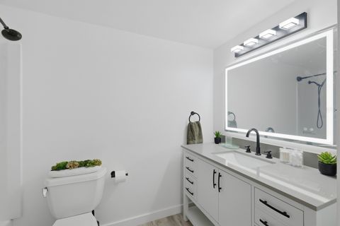 Tiny photo for 1500 Robin Circle #112, Hoffman Estates, IL 60169 (MLS # 12626027)