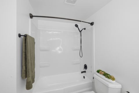 Tiny photo for 1500 Robin Circle #112, Hoffman Estates, IL 60169 (MLS # 12626027)