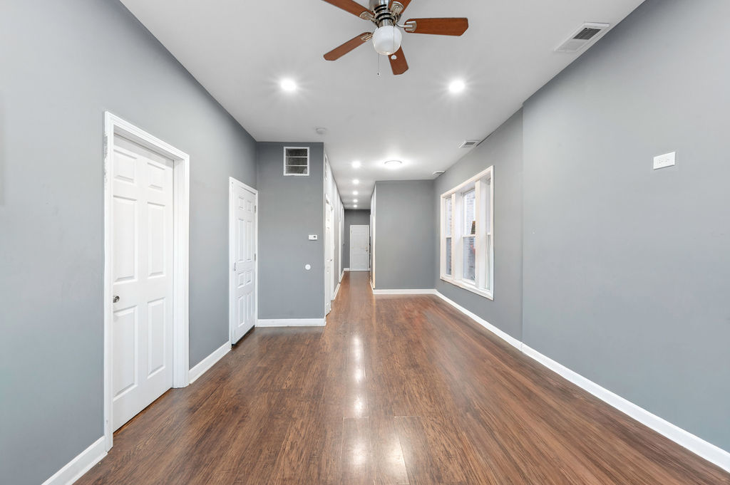 7214 S Saint Lawrence Avenue