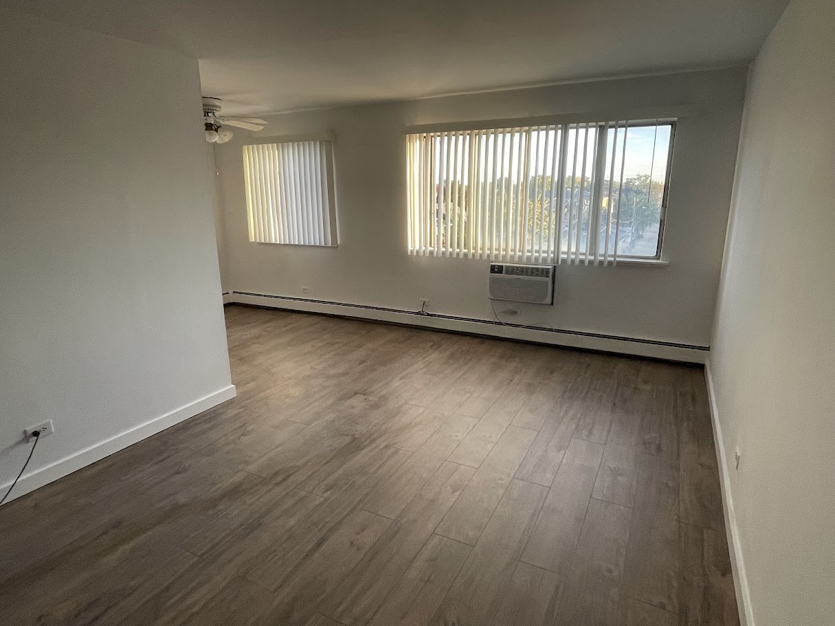 7650 W Altgeld Street 403