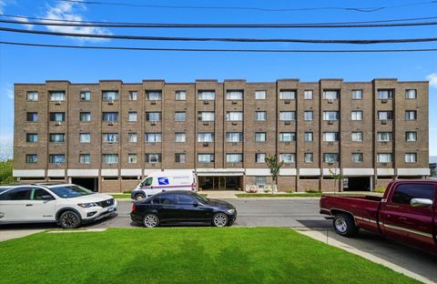 Photo of 7650 W Altgeld Street #403, Elmwood Park, IL 60707 (MLS # 12516726)