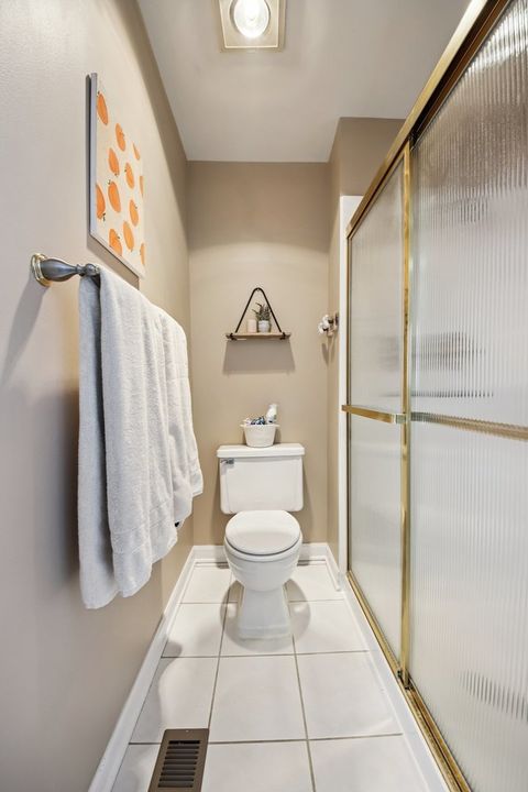 Tiny photo for 758 Chandler Road, Gurnee, IL 60031 (MLS # 12553890)